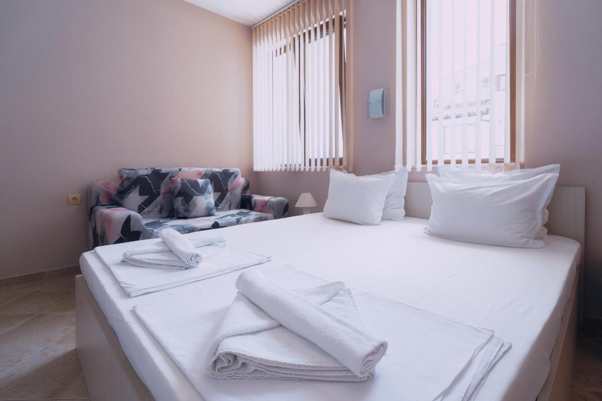 Sunrise Apartments Sozopol Exterior photo