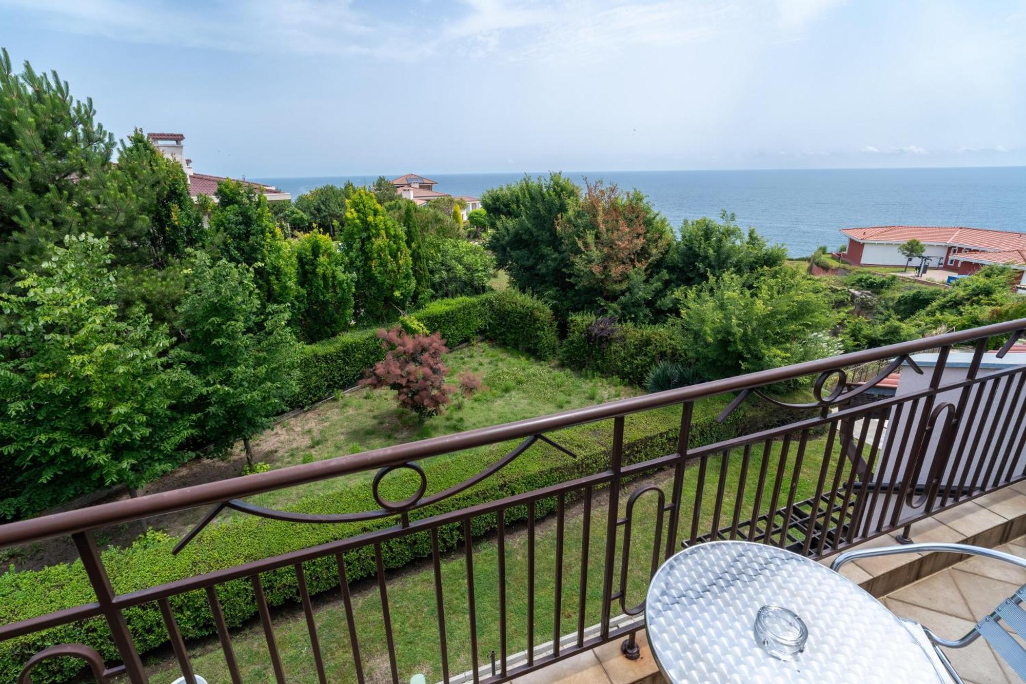 Sunrise Apartments Sozopol Exterior photo