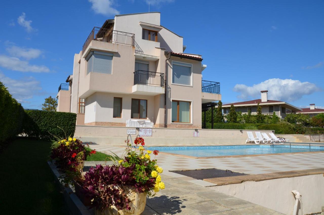 Sunrise Apartments Sozopol Exterior photo